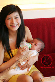 Miss Audition 2006 Ngoc Anh cam thay hanh phuc that su khi duoc lam me cua cong chua Sushi.