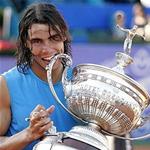 Rafael Nadal lan thu 4 lien tiep gianh chuc vo dich giai quan vot Barcelona mo rong
