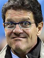 Rac roi dang cho don Capello