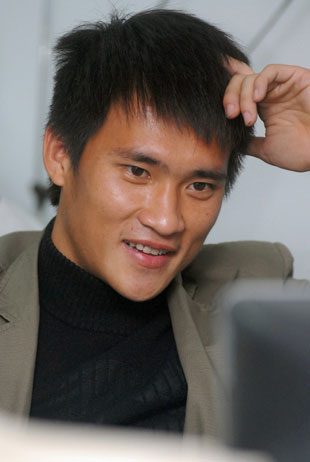 Công Vinh: `Tôi không biết mình là ai và òa khóc`