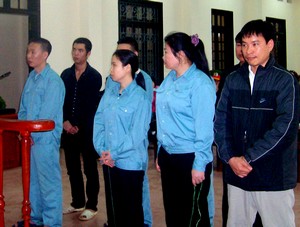 Các bị cáo hầu tòa