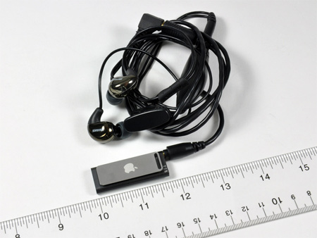 Khám phá nội tạng iPod nhỏ nhất thế giới - 1