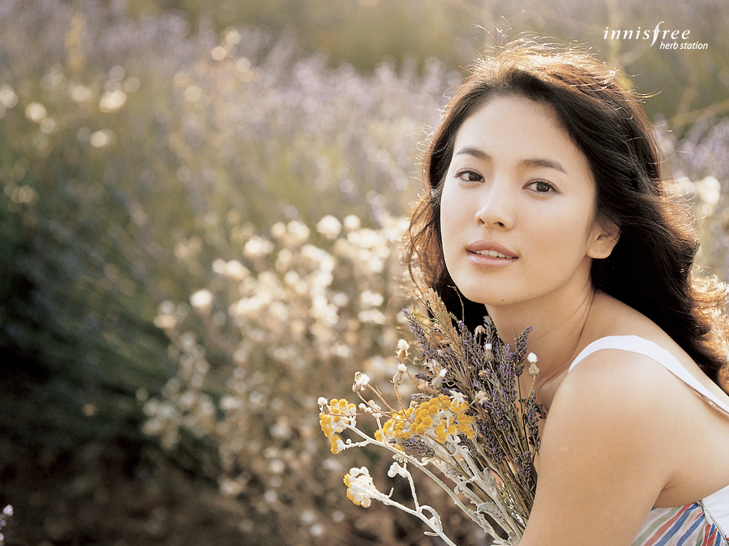 Song Hye Kyo - khuôn mặt mộc đẹp nhất xứ Kim Chi