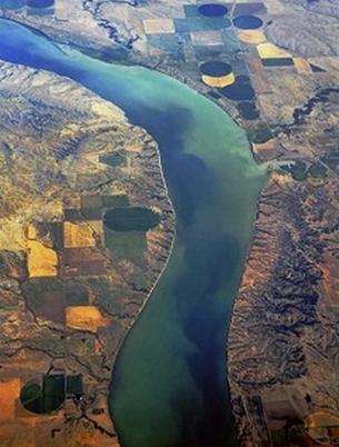 Đi thuyền ch&acirc;n vịt với Mark Twain tr&ecirc;n d&ograve;ng Mississippi