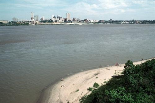 Đi thuyền ch&acirc;n vịt với Mark Twain tr&ecirc;n d&ograve;ng Mississippi