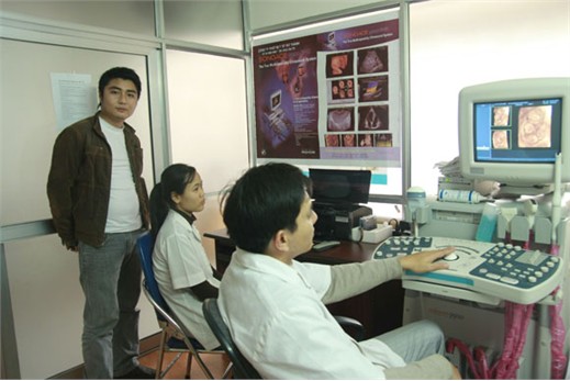 Chàng kỹ sư Bách khoa mở phòng khám sản khoa