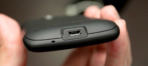 HTC Desire: Ch&uacute; dế đ&aacute;ng mơ ước, Thời trang Hi-tech, 