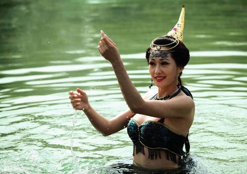 T&acirc;n T&acirc;y Du K&yacute;: Y&ecirc;u tinh nhện qu&aacute; 'n&oacute;ng bỏng', Phim, T&acirc;n T&acirc;y Du K&yacute;,y&ecirc;u tinh,nhện,Trương Kỷ Trung