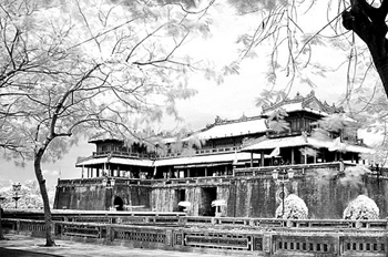 Kết quả hình ảnh cho cửa ngọ môn huế