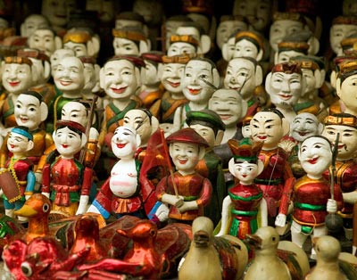 Làm rối cổ - một nghề truyền thống gắn liền với 1000 năm văn hiến của Thăng Long - Hà Nội.