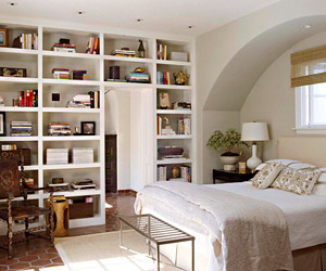 bedroom w/bookcase