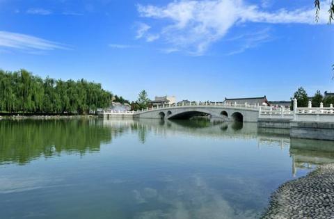 Ngắm chùa Thiên Nga đẹp lung linh, Du lịch - Giải trí, chua thien nga, chua thien nga trung quoc, chua thien nga tay an