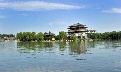 Ngắm chùa Thiên Nga đẹp lung linh, Du lịch - Giải trí, chua thien nga, chua thien nga trung quoc, chua thien nga tay an