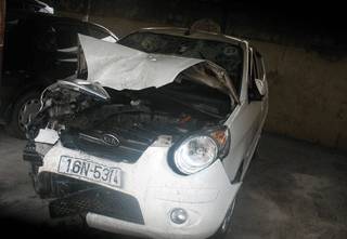 Siết cổ tài xế cướp taxi, gây tai nạn chết 2 người shopping entertainments