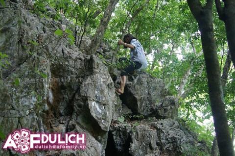 Rùng mình khám phá hang quan tài ở Quan Hóa - 3