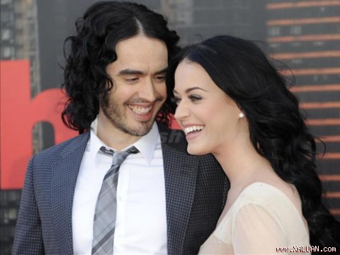 Katy Perry và Russell Brand