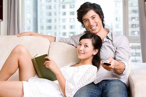 Nam và Hằng đã quyết định sẽ đến với nhau và họ cầu xin tôi tha thứ. Thậm chí, Hằng còn cho tôi biết hai người họ đã có quan hệ với nhau…