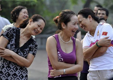 Một cuộc sống cân bằng sẽ là nền tảng của mọi hạnh phúc. Và sống “chậm” lại một chút để trân trọng từng phút giây. (ảnh: Internet)