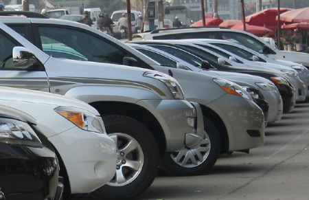 Sự phục hồi số lượng được xem là xuất phát từ nhu cầu mua xe vào dịp cuối năm tăng mạnh - Ảnh: Đức Thọ.