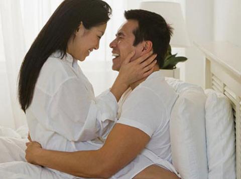 Vợ ngoại tình với hai người đàn ông, Eva tám, vo ngoai tinh, ngoai tinh, cap bo, vo cap bo, chan vo, vo chong chan nhau, vo chong, chuyen gia dinh, bao phu nu