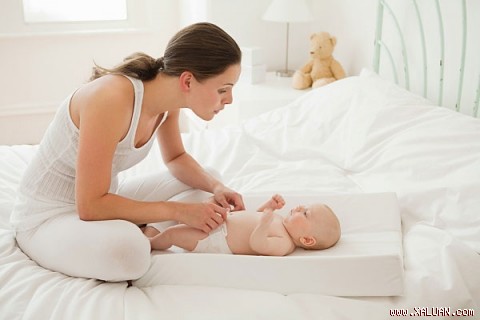 Cách tốt nhất để điều trị hăm tã cho trẻ