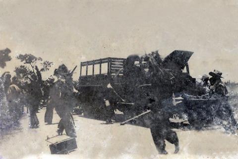 Quân ta xung phong đoạt khí giới trong chiến dịch Sóc Trăng, tháng 4/1950.