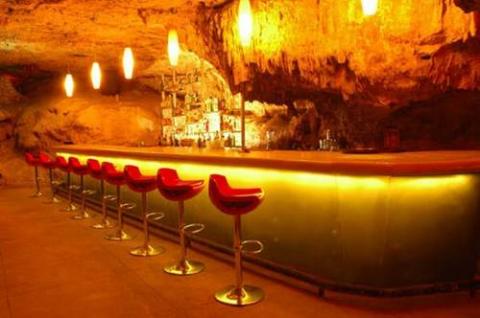 8 chốn &quot;ăn chơi&quot; quái đản nhất thế giới, Du lịch, Du lich, du khach, du lich viet nam, kham pha the gioi, dia diem du lich