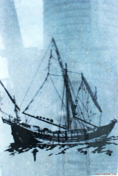 alt