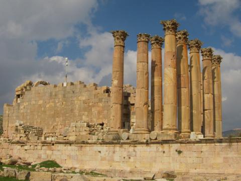 Đền thờ nữ thần Atermis.