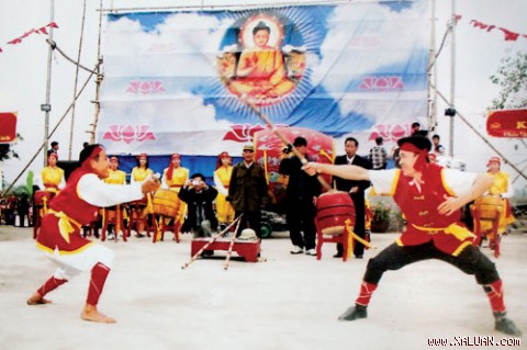 Làng đánh gậy 1327802330.img Làng đánh gậy