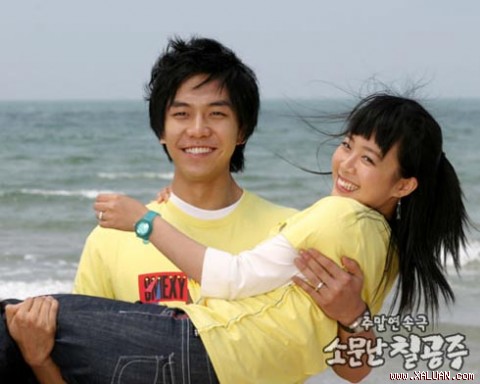 Diễn viên Shin Ji Soo và bạn diễn Lee Seung Gi trong phim “Những nàng công chúa nổi tiếng“. Ảnh: TVdaily.