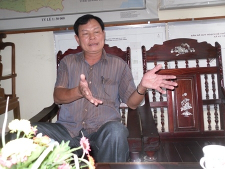 Ông Lê Văn Phâng, Chủ tịch UBND xã Kỳ Tân, khẳng định đất của xã thì xã có quyền lấy bán