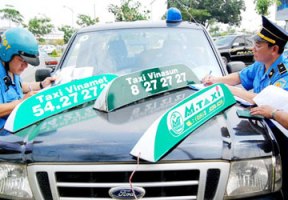 Taxi việt Nam 400 ngàn đồng/km