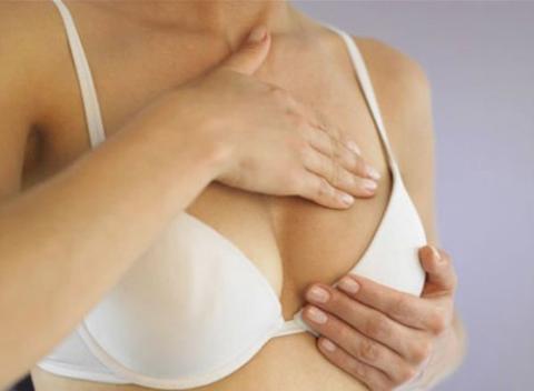 Nhũ hoa "bốc mùi" khi quan hệ - 2