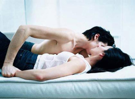 Nhũ hoa "bốc mùi" khi quan hệ - 1