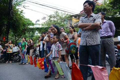 [Image: batrieu13.jpg]