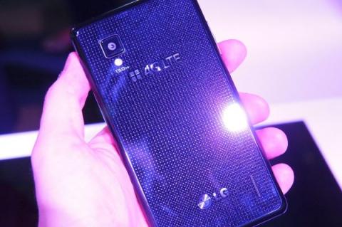 [Image: 180912_khoa-hoc-cong-nghe_opti_004_dan-viet.jpg]