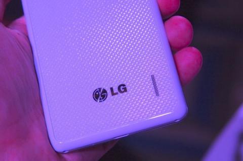 [Image: 180912_khoa-hoc-cong-nghe_opti_006_dan-viet.jpg]