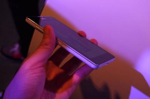 [Image: 180912_khoa-hoc-cong-nghe_opti_007_dan-viet.jpg]