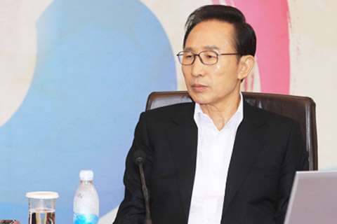 [Image: 1505d303f98550.img.jpg]