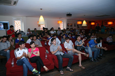 [Image: NoteII-off1-57c14.jpg]