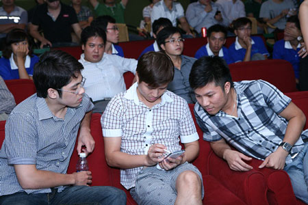 [Image: NoteII-off6-57c14.jpg]