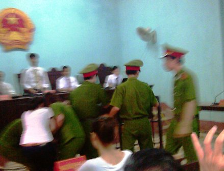 [Image: 662569_bi_cao_Lan_bi_ngat.jpg]