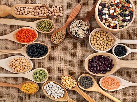 Tất cả các loại cây họ đậu đều rất giàu chất xơ và protein nên chúng là những thực phẩm tốt nhất giúp kiềm chế cơn đói. Ảnh: Boldsky.