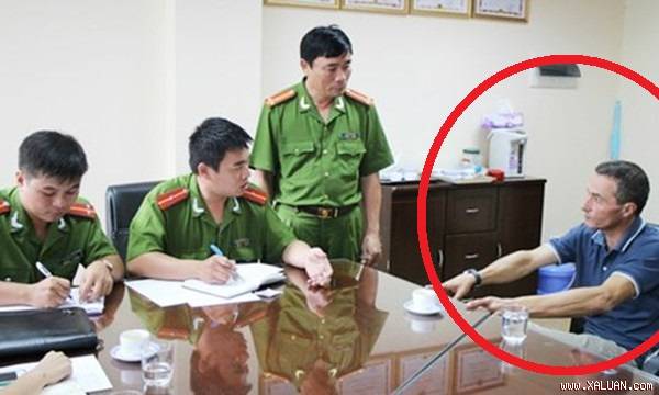 Đối tượng Larroque Olivier khi bị công an Việt Nam bắt giữ