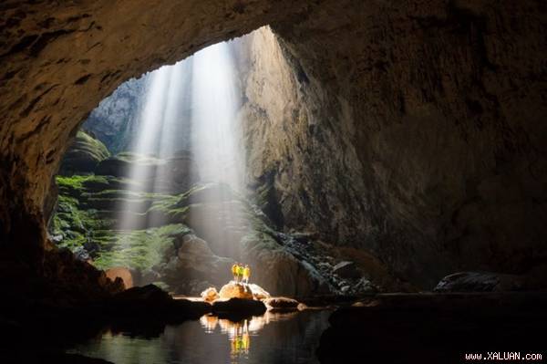 Bên trong hang Sơn Đoòng