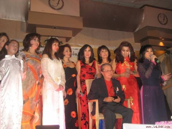  Các học trò của nhạc sĩ Nguyễn Đức trong chương trình Nhớ ơn thầy