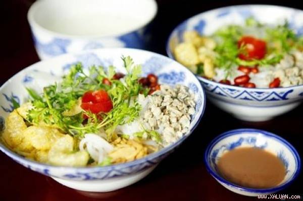12 đặc sản Huế và địa chỉ chuẩn nhất!