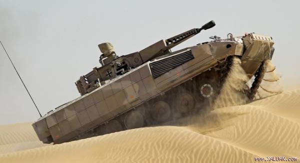 Quân đội Đức nhận xe chiến đấu Puma thế hệ đầu tiên