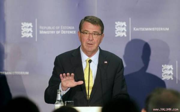 Bộ trưởng quốc phòng Mỹ Ash Carter